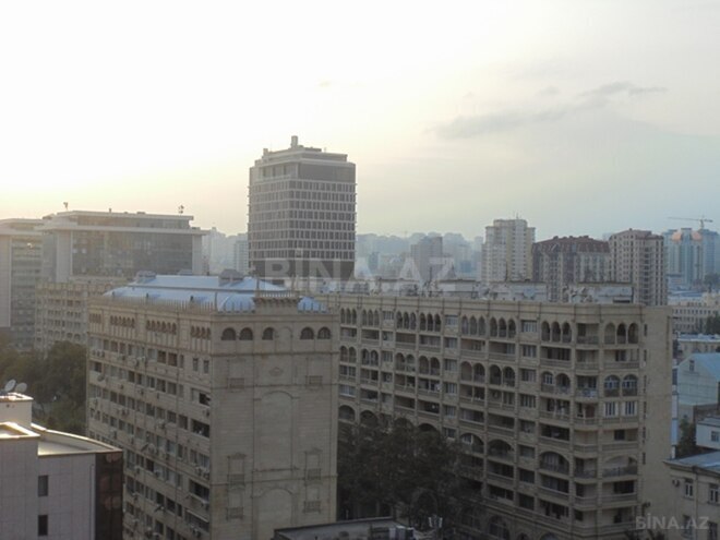 İcarəyə verilir 3 otaqlı yeni tikili 150 m², 28 May m., photo 15 from 31