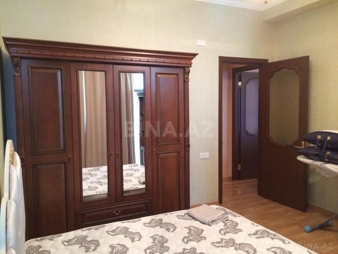 İcarəyə verilir 3 otaqlı yeni tikili 150 m², 28 May m., photo 10 from 31