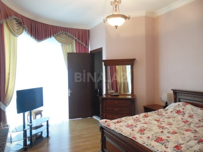 İcarəyə verilir 3 otaqlı yeni tikili 150 m², 28 May m., photo 24 from 31