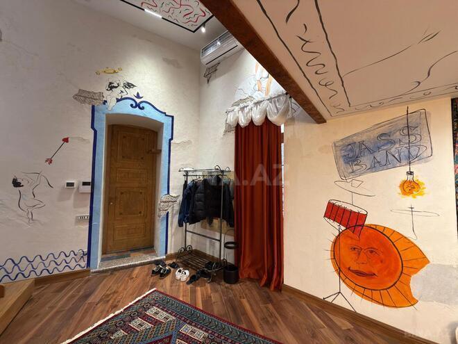 Продаётся 3-комн. вторичка 300 м², м. Ичеришехер, photo 6 from 32