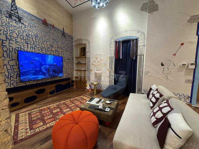 Продаётся 3-комн. вторичка 300 м², м. Ичеришехер, photo 12 from 32