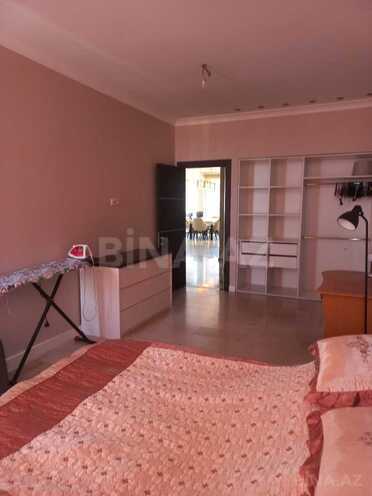 Сдаётся 3-комн. новостройка 170 м², м. Низами, photo 16 from 28