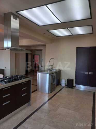 Сдаётся 3-комн. новостройка 170 м², м. Низами, photo 10 from 28