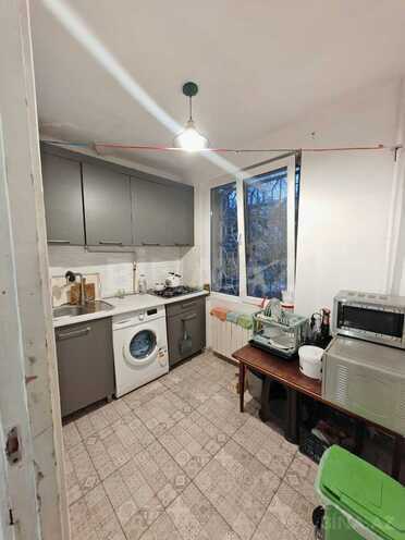 Продаётся 2-комн. вторичка 44 м², м. Элмляр Академиясы, photo 6 from 12