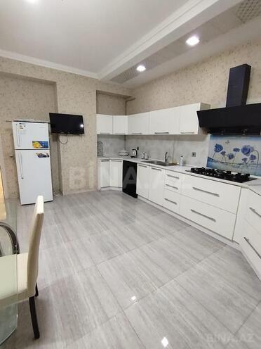 Сдаётся 3-комн. новостройка 190 м², Ясамальский р., photo 12 from 27