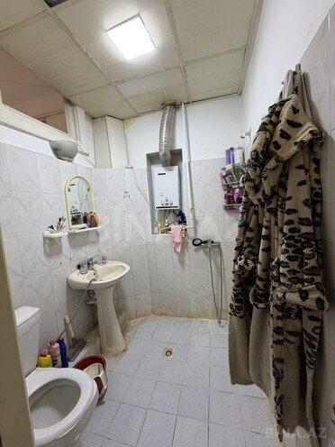 Продаётся 1-комн. вторичка 30 м², м. Низами, photo 9 from 16