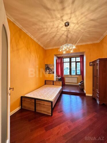 İcarəyə verilir 3 otaqlı köhnə tikili 100 m², Sahil m., photo 19 from 30