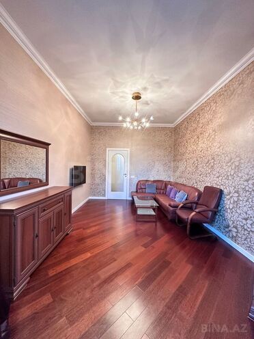 İcarəyə verilir 3 otaqlı köhnə tikili 100 m², Sahil m., photo 3 from 30