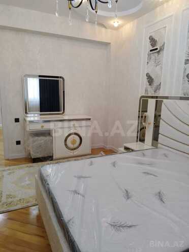 Сдаётся 3-комн. новостройка 110 м², м. 8 ноября, photo 12 from 16