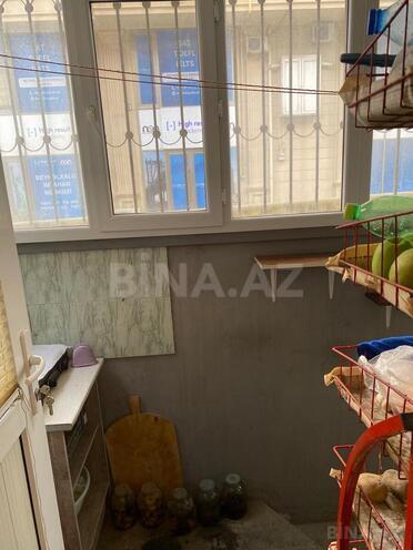 Satılır 4 otaqlı köhnə tikili 105 m², Bakmil m., photo 26 from 30