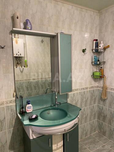 Satılır 4 otaqlı köhnə tikili 105 m², Bakmil m., photo 25 from 30