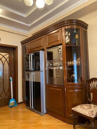 Сдаётся 3-комн. новостройка 160 м², м. Элмляр Академиясы, photo 17 from 27