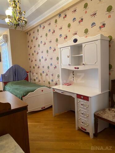Сдаётся 3-комн. новостройка 160 м², м. Элмляр Академиясы, photo 12 from 27