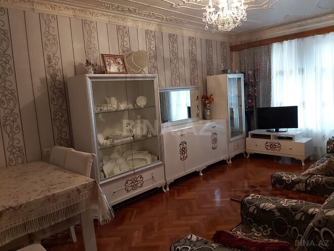 Satılır 3 otaqlı köhnə tikili 80 m², Xalqlar Dostluğu m., photo 10 from 11