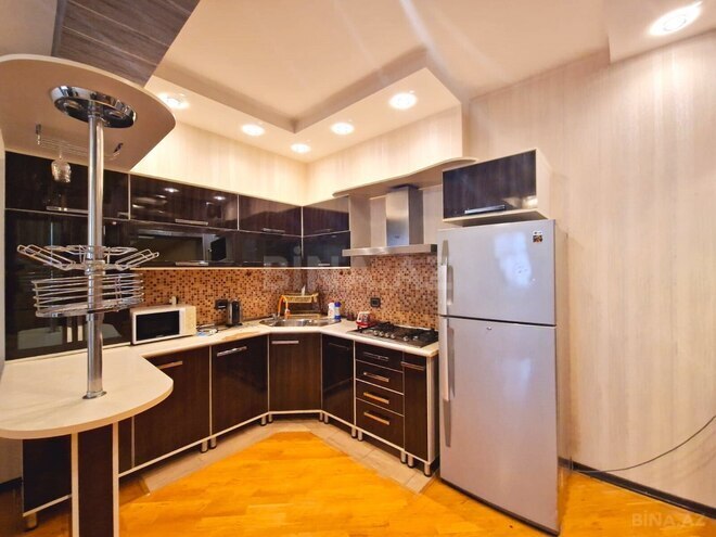 İcarəyə verilir 2 otaqlı yeni tikili 80 m², 28 May m., photo 5 from 14