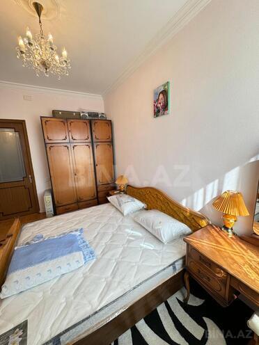 İcarəyə verilir 2 otaqlı köhnə tikili 90 m², Sahil m., photo 7 from 15