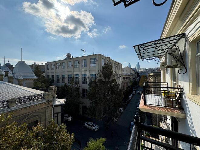 İcarəyə verilir 2 otaqlı köhnə tikili 90 m², Sahil m., photo 9 from 15