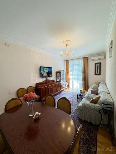 İcarəyə verilir 2 otaqlı köhnə tikili 90 m², Sahil m., photo 3 from 15