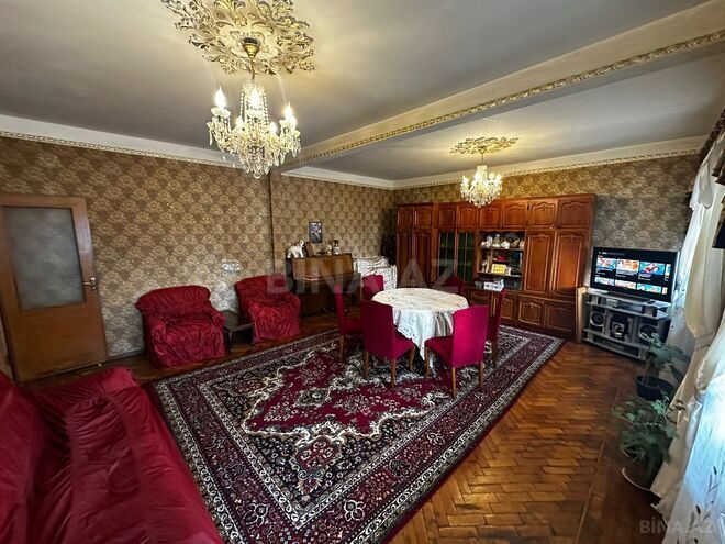 Продаётся 5-комн. вторичка 125 м², м. Нефтчиляр, photo 19 from 23