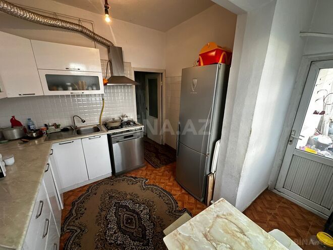 Продаётся 5-комн. вторичка 125 м², м. Нефтчиляр, photo 5 from 23