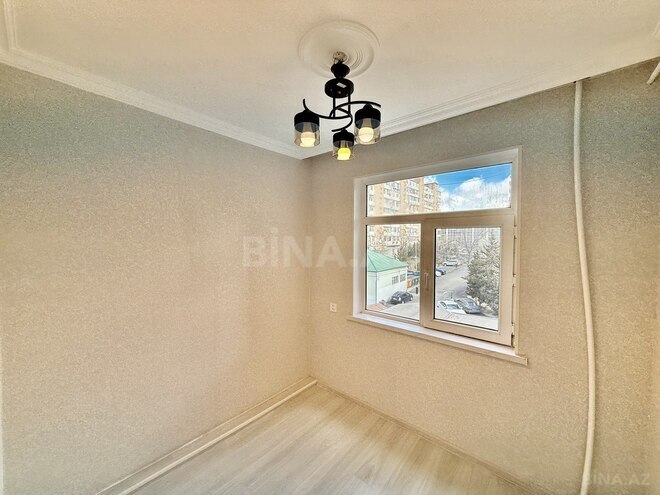 Продаётся 2-комн. вторичка 36 м², м. Нефтчиляр, photo 10 from 17