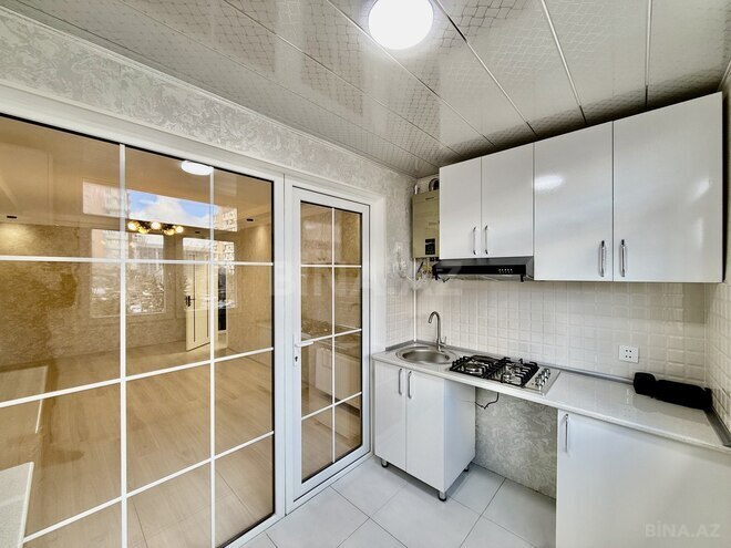 Продаётся 2-комн. вторичка 36 м², м. Нефтчиляр, photo 6 from 17