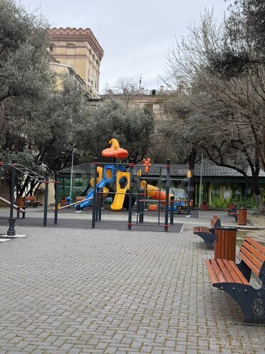 Продаётся 2-комн. вторичка 57 м², м. Низами, photo 4 from 13