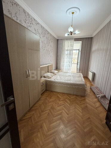 Продаётся 2-комн. вторичка 57 м², м. Низами, photo 6 from 13