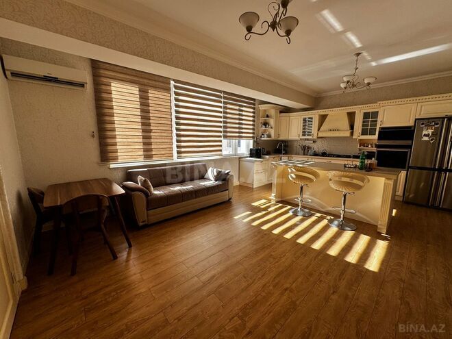 Продаётся 4-комн. новостройка 220 м², м. Низами, photo 8 from 23