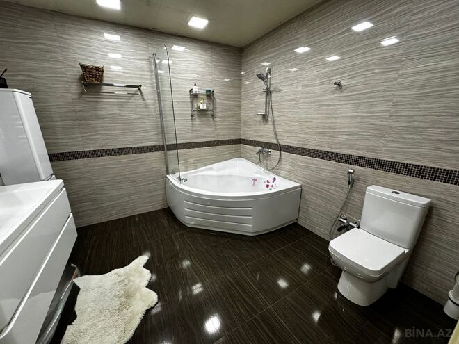 Продаётся 4-комн. новостройка 220 м², м. Низами, photo 17 from 23