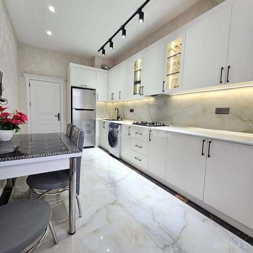 İcarəyə verilir 2 otaqlı yeni tikili 98 m², 8 Noyabr m., photo 4 from 13
