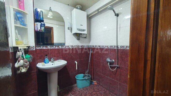 Satılır 3 otaqlı köhnə tikili 70 m², Xalqlar Dostluğu m., photo 11 from 14