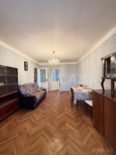 Satılır 2 otaqlı köhnə tikili 55 m², İnşaatçılar m., photo 3 from 12