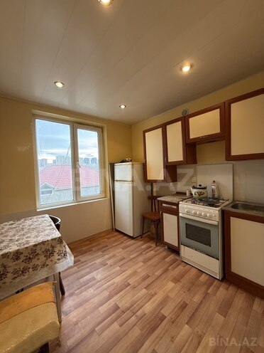 Satılır 2 otaqlı köhnə tikili 55 m², İnşaatçılar m., photo 10 from 12