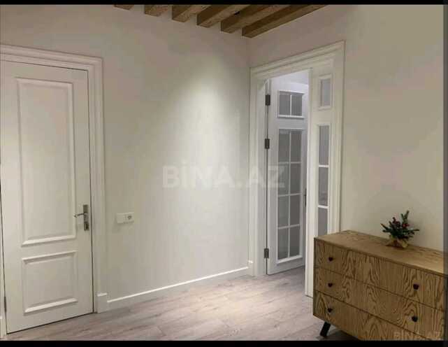 İcarəyə verilir 3 otaqlı yeni tikili 120 m², 28 May m., photo 9 from 15