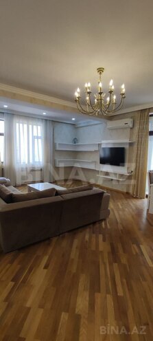 İcarəyə verilir 3 otaqlı yeni tikili 123 m², 28 May m., photo 3 from 22