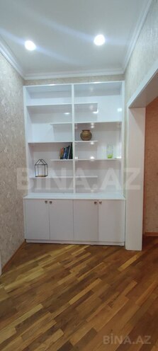 İcarəyə verilir 3 otaqlı yeni tikili 123 m², 28 May m., photo 18 from 22