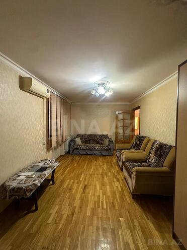 Продаётся 1-комн. вторичка 35 м², м. Элмляр Академиясы, photo 1 from 8