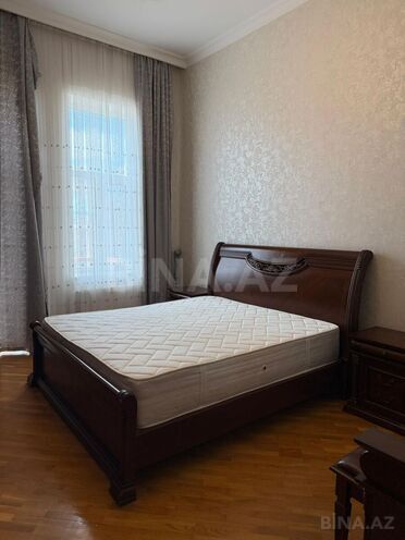 Сдаётся 3-комн. вторичка 120 м², м. Сахил, photo 13 from 25