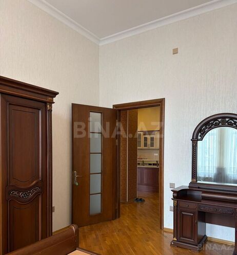 Сдаётся 3-комн. вторичка 120 м², м. Сахил, photo 17 from 25