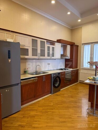 Сдаётся 3-комн. вторичка 120 м², м. Сахил, photo 6 from 25