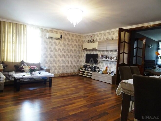 Продаётся 3-комн. вторичка 70 м², м. Иншаатчылар, photo 3 from 14