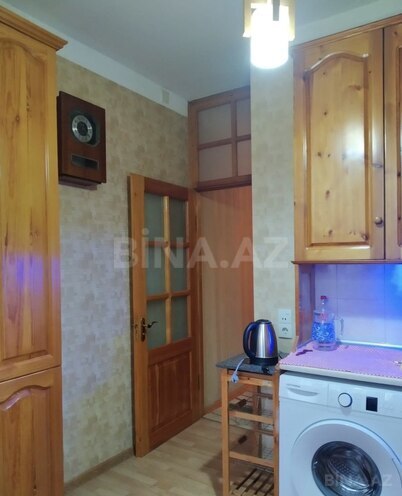 Satılır 4 otaqlı köhnə tikili 123 m², Xalqlar Dostluğu m., photo 13 from 30