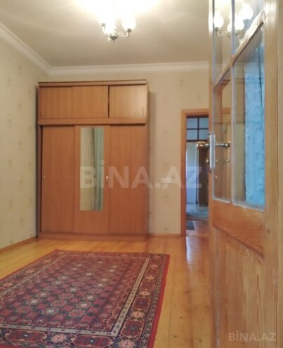 Satılır 4 otaqlı köhnə tikili 123 m², Xalqlar Dostluğu m., photo 23 from 30