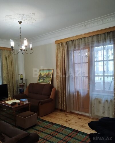 Satılır 4 otaqlı köhnə tikili 123 m², Xalqlar Dostluğu m., photo 24 from 30