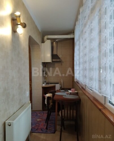 Satılır 4 otaqlı köhnə tikili 123 m², Xalqlar Dostluğu m., photo 21 from 30