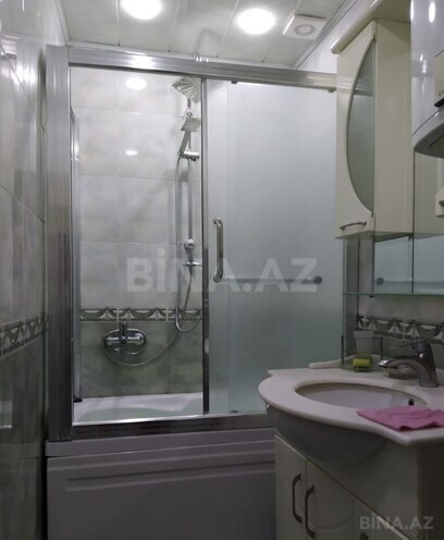 Satılır 4 otaqlı köhnə tikili 123 m², Xalqlar Dostluğu m., photo 22 from 30
