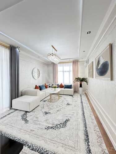 Сдаётся 3-комн. новостройка 140 м², м. 28 мая, photo 1 from 10