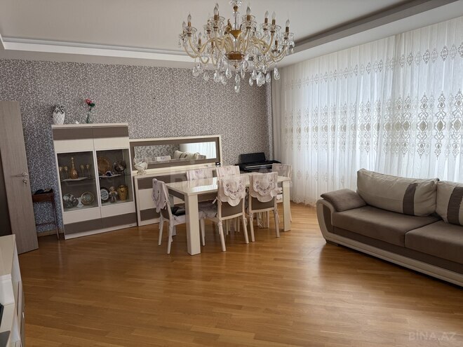 Продаётся 3-комн. новостройка 116 м², Хатаинский р., photo 1 from 32