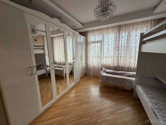 Продаётся 3-комн. новостройка 116 м², Хатаинский р., photo 9 from 32